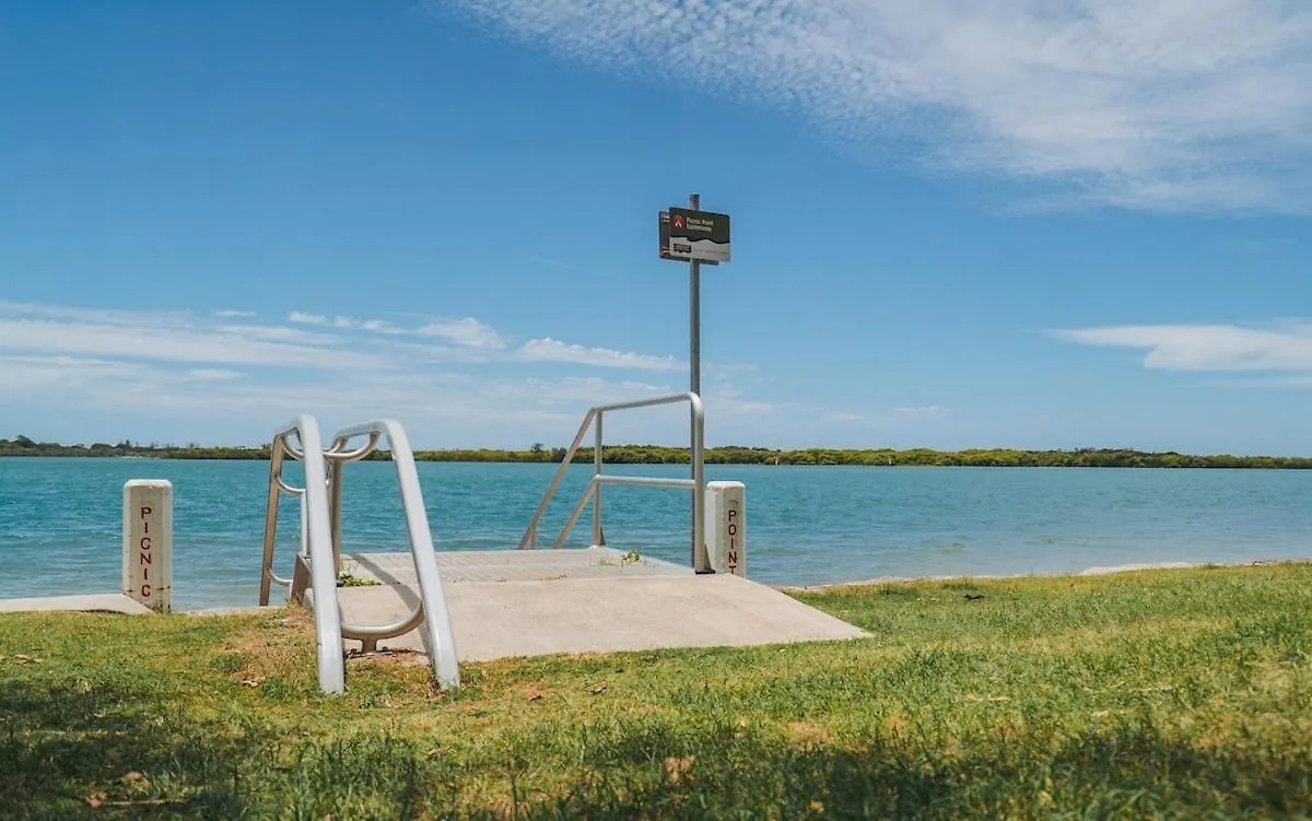Waterfront Apt Maroochy River Maroochydore